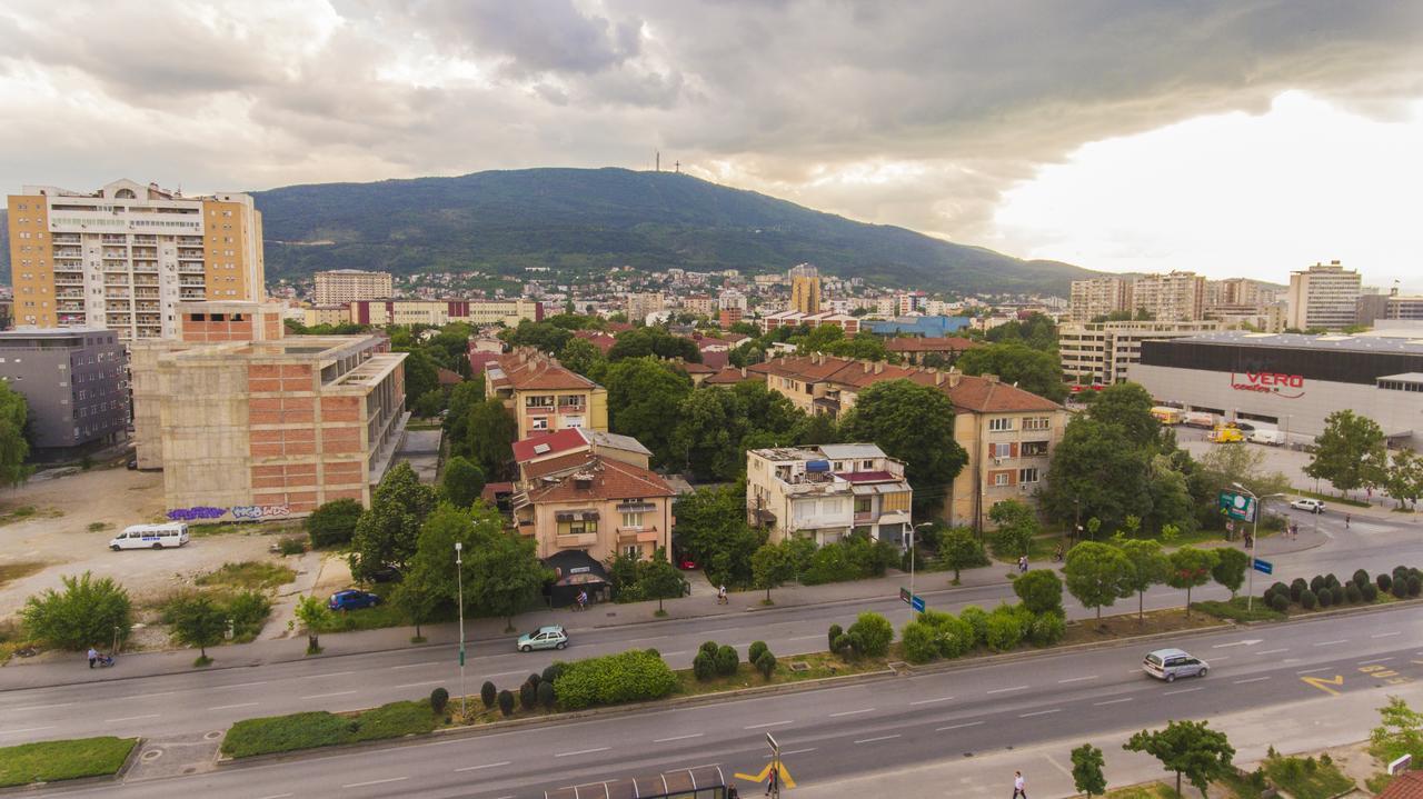 Astera Apart Hotel Скопье Экстерьер фото
